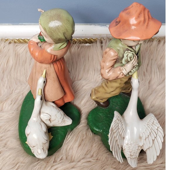 VINTAGE HOLLAND MOLD DUTCH BOY & GIRL WITH GEESE - Picture 3 of 7